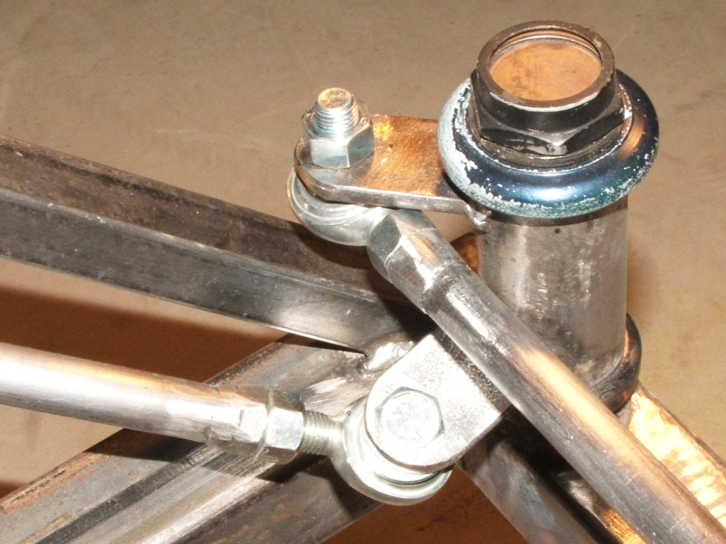 Sociable Tandem Trike - remote steering linkage